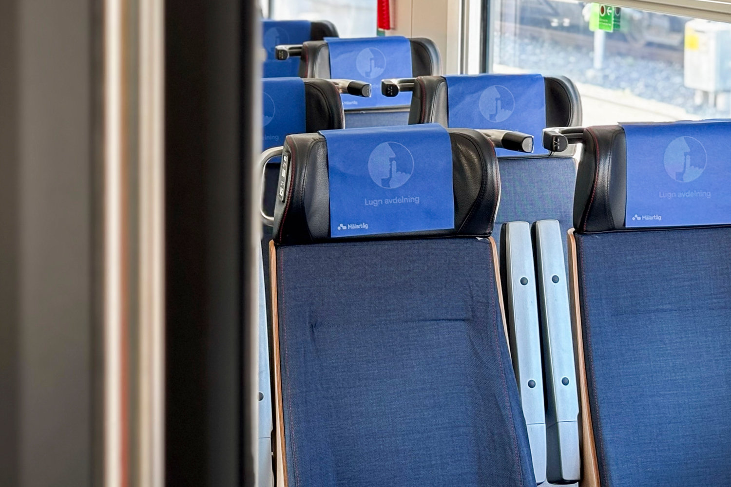 säten i lugna avdelningen på mälartåg dubbeldäckare